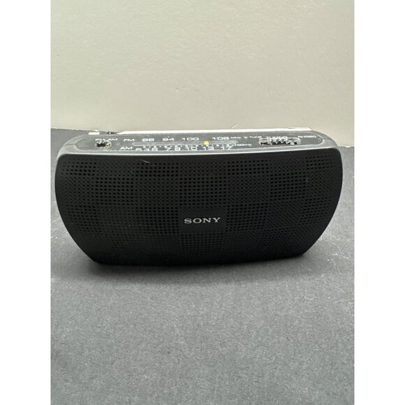 Sony SRF-18 Portable AM/FM Radio With Telescopic Antenna & Tuning Dial - Picture 1 of 9